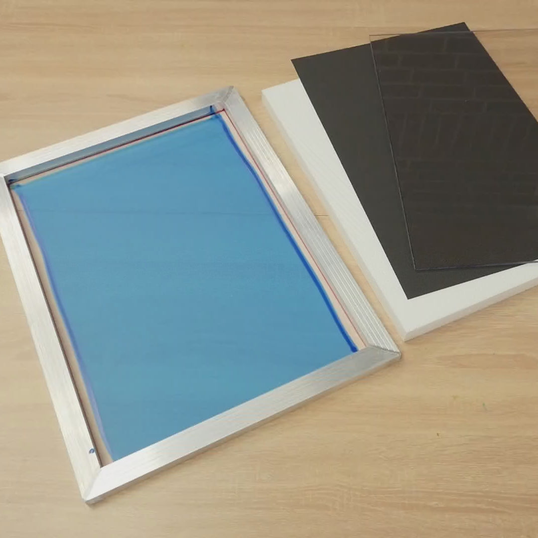 Demonstration der Unterlage für die Siebdruckbelichtung. A3 Format.