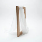 Seitenansicht eines Siebdruckrahmens aus Holz zum Selbstzusammenbau.