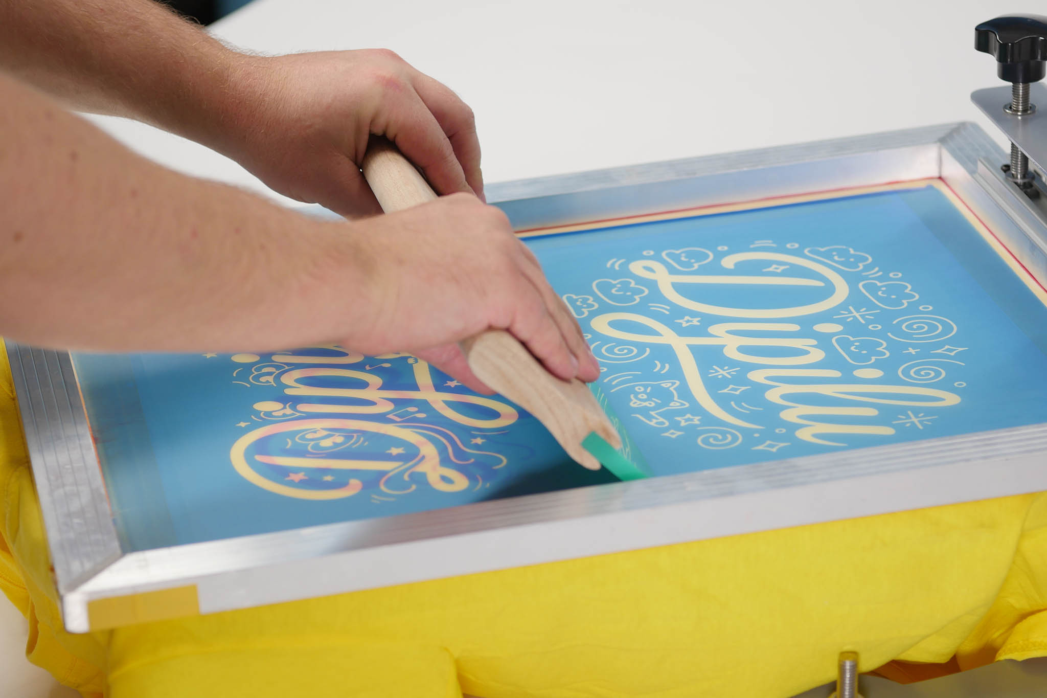 screen printing squeegee stroke with screen printing squeegee